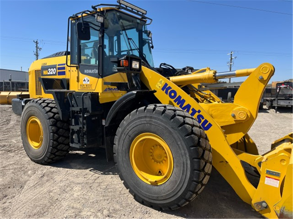 2023 Komatsu WA320-8 5252