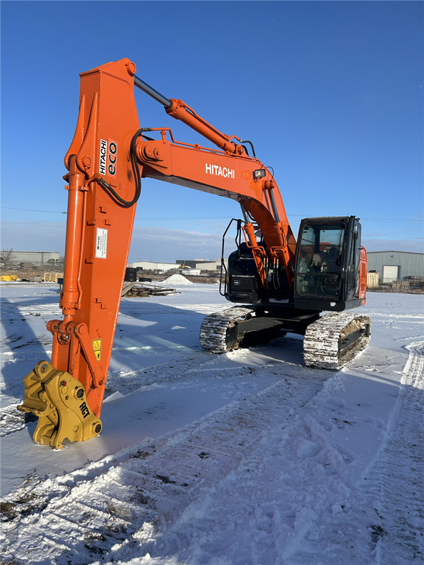 2018 HITACHI ZX225US-6 3825