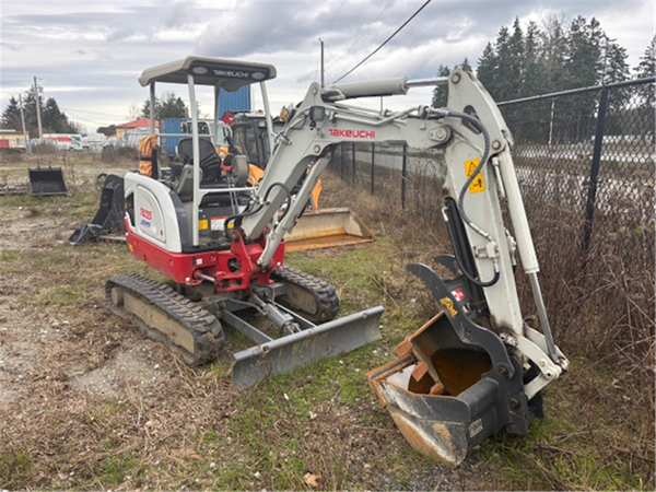 2023 Takeuchi TB225R 5359