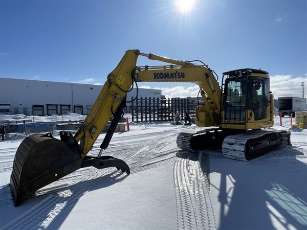 2021 Komatsu PC138USLC-11 5305