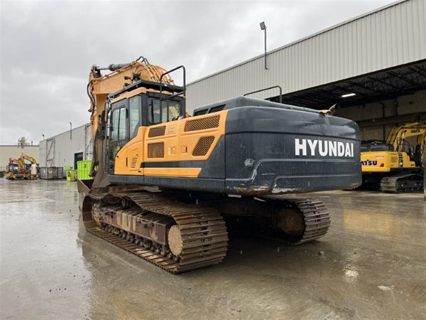 2018 HYUNDAI HX330L 5101