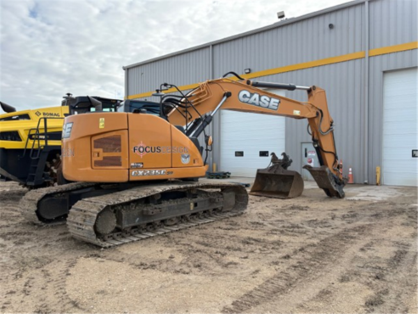 2016 CASE CX235C SR 5444