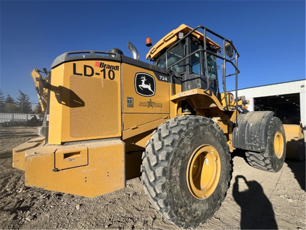 2022 DEERE 724 P-TIER 5289