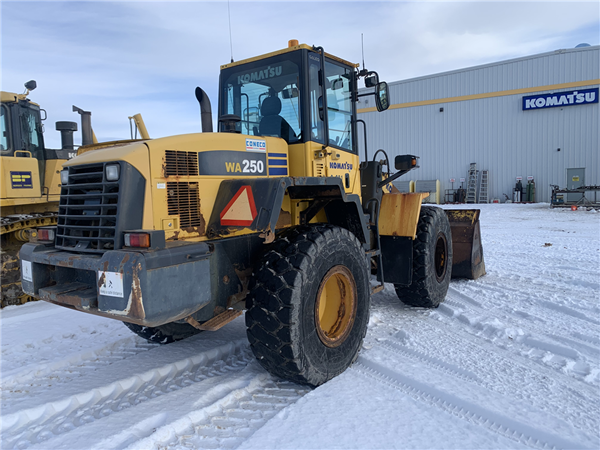 2005 KOMATSU WA250-5L WA250-5L A73673