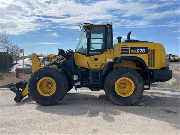 2022 Komatsu WA270-8 2643