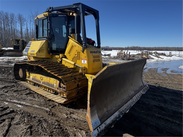 2016 Komatsu D61PXI-23 5411