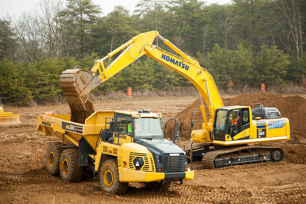 Komatsu HB365LC-3 Hybrid Medium Excavators Specs | SMS Equipment