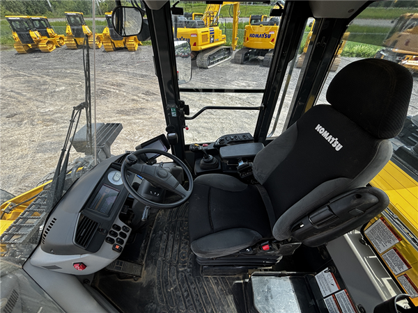2023 KOMATSU WA200-8 5469