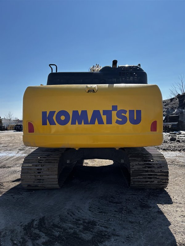 2022 Komatsu PC210LC-11 5402