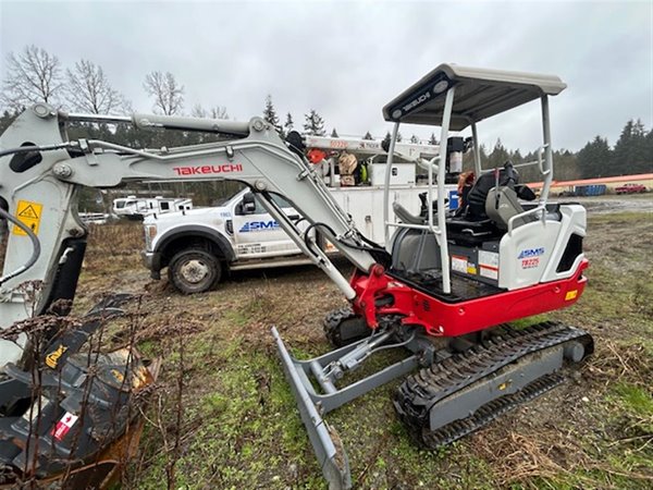 2023 Takeuchi TB225R 5359