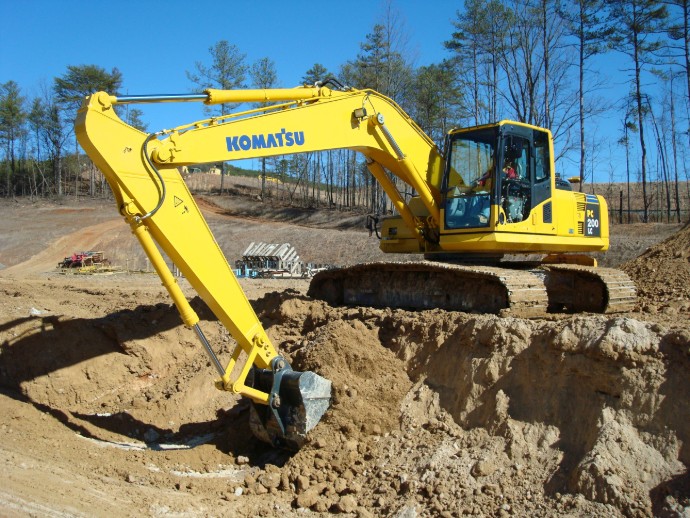 KOMATSU製　PC200-11 1/50 501-004 1/50 コマツ PC200-11 EXCAVATOR