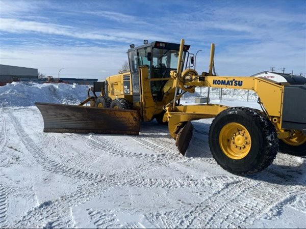 2007 Komatsu GD675-3E0 5372