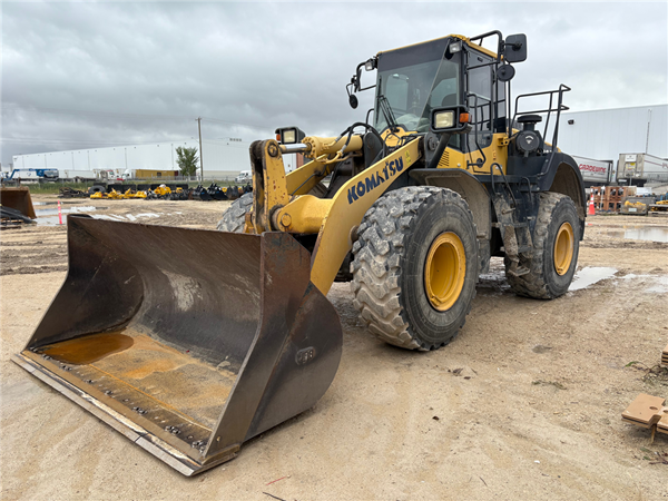 2017 Komatsu WA380-8 5236