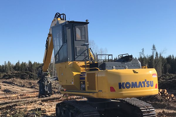 PC290LL-11 Log Loader