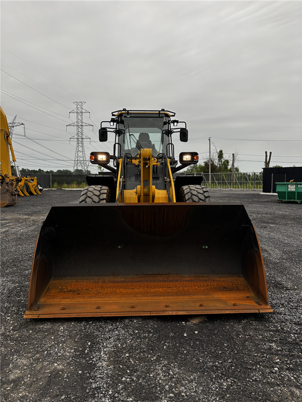 2026 Komatsu WA270-8 5465