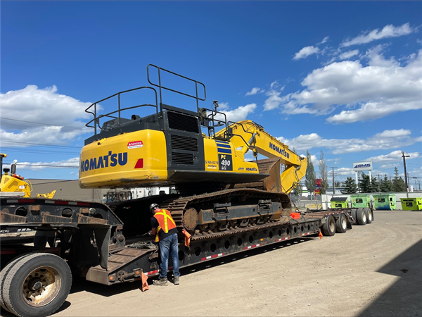 2021 Komatsu PC490LCi-11 5041