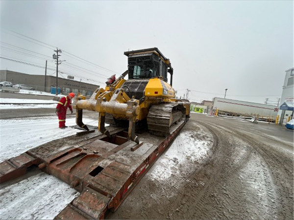 2022 Komatsu D71PX-24 5302