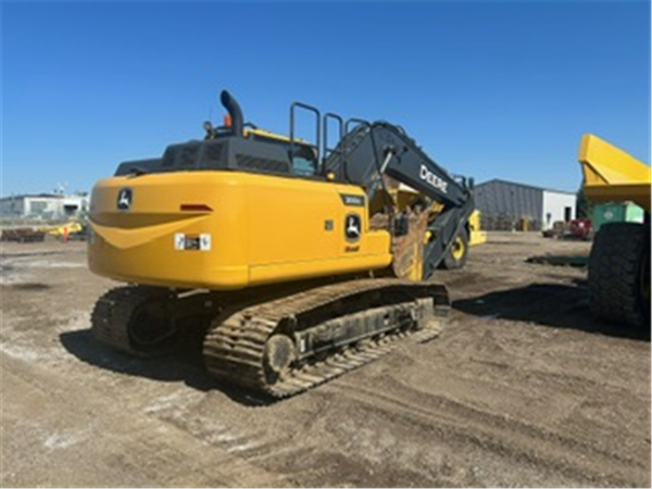 2022 DEERE 200G 5009