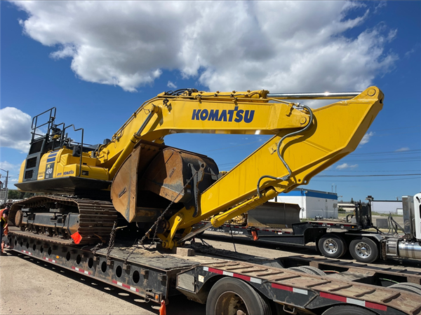 2021 Komatsu PC490LCi-11 5041