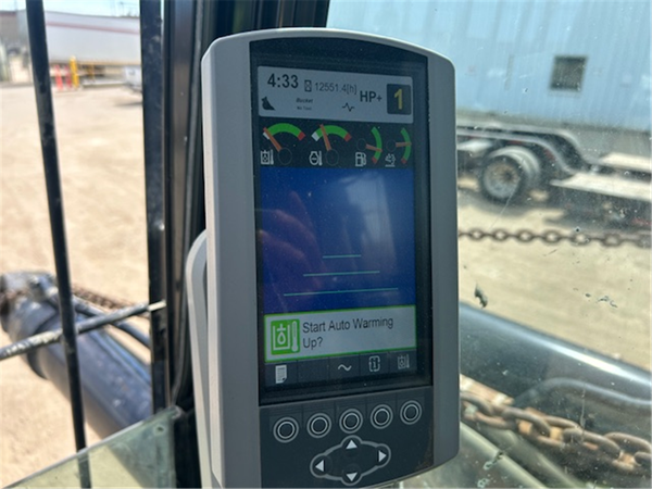 2020 CATERPILLAR 390FL 5221