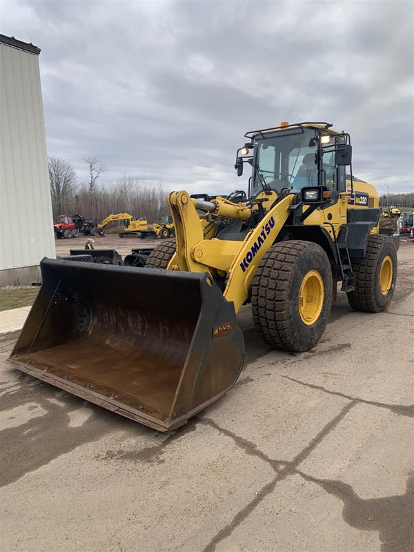 2022 KOMATSU WA320-8 5397