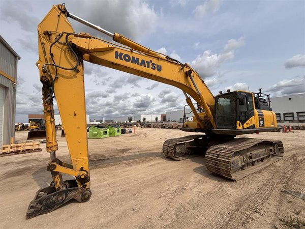 2022 Komatsu PC490LCi-11 5490