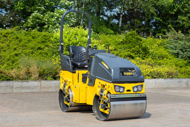 13R-005 1/50 BOMAG BW 174AP-5 AM ロードローラー 13R-005 1/50 BOMAG BW 174AP-5 AM ロードローラー