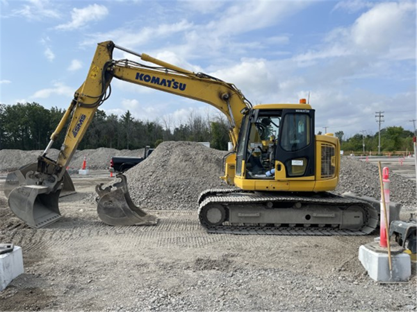 2019 Komatsu PC138USLC-11 3860