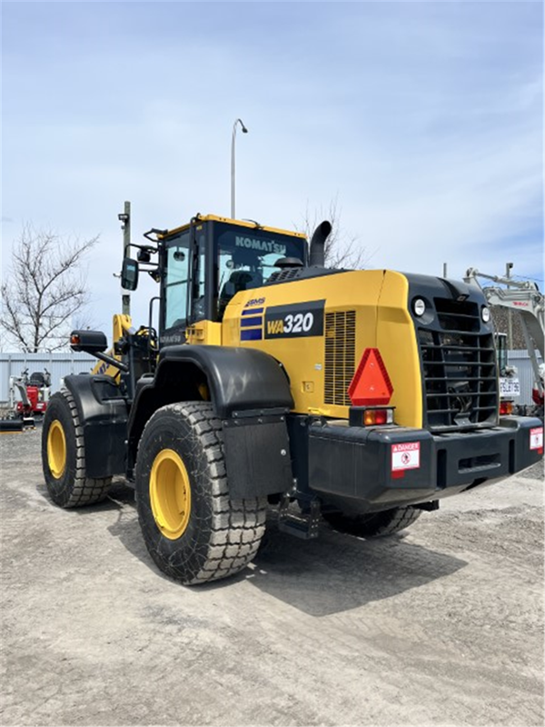 2023 Komatsu WA320-8 4967
