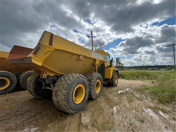 2010 KOMATSU HM300-2 5124