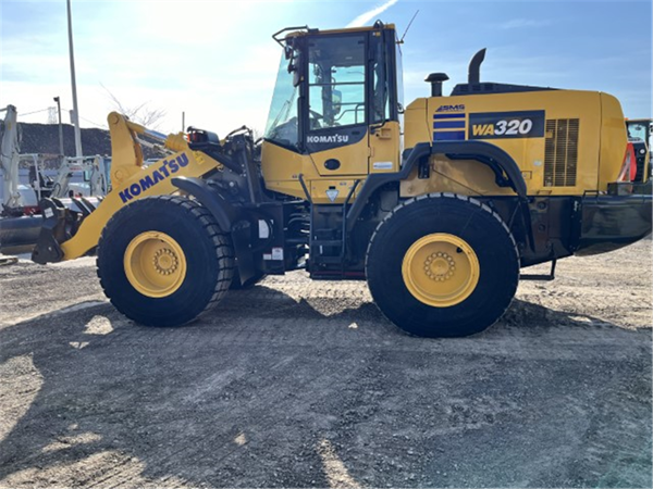 2023 Komatsu WA320-8 4968