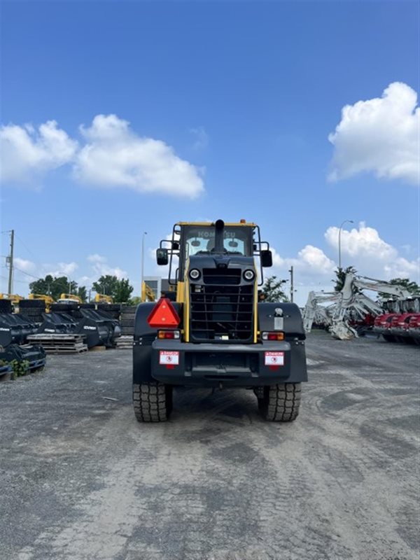 2021 Komatsu WA200-8 2683