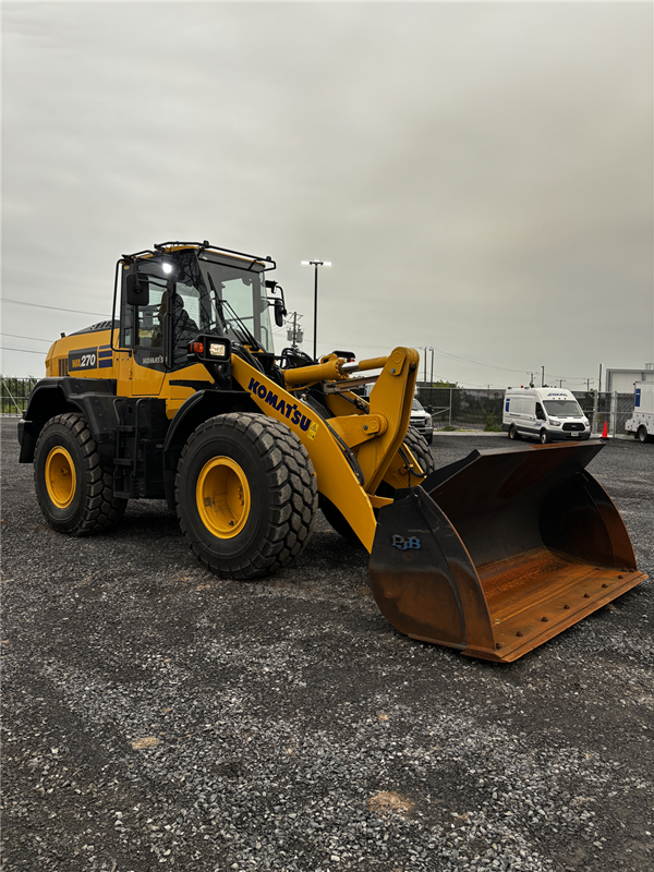 2026 Komatsu WA270-8 5465