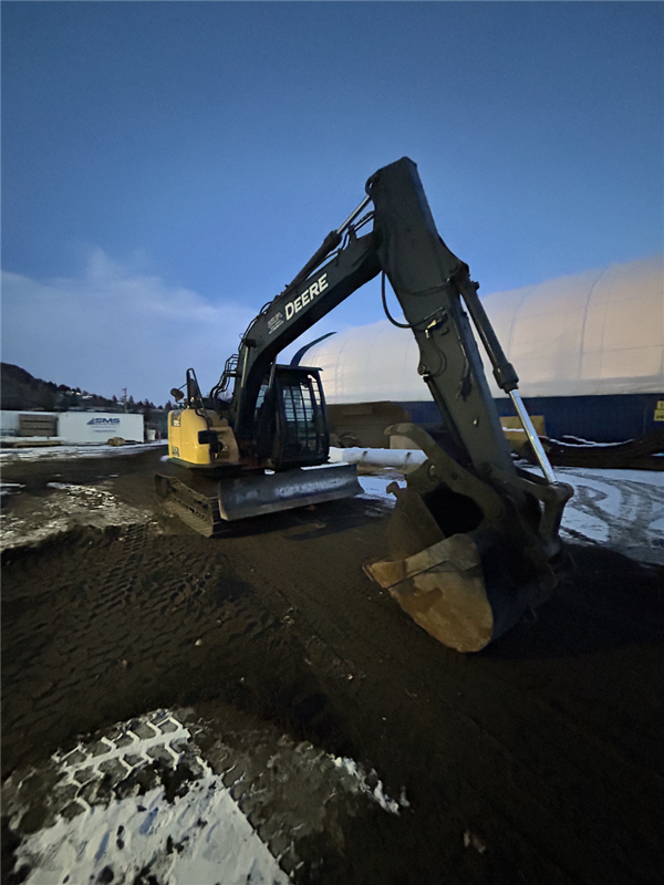 2019 DEERE 135G 5052
