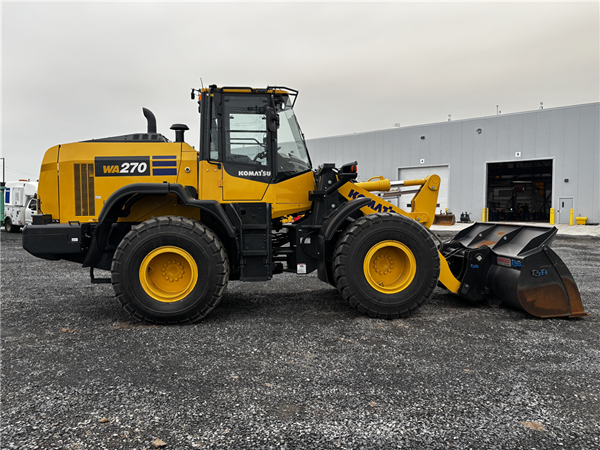 2026 Komatsu WA270-8 5465