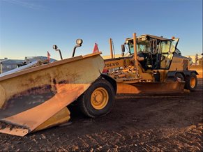 2015 Volvo G970 4908