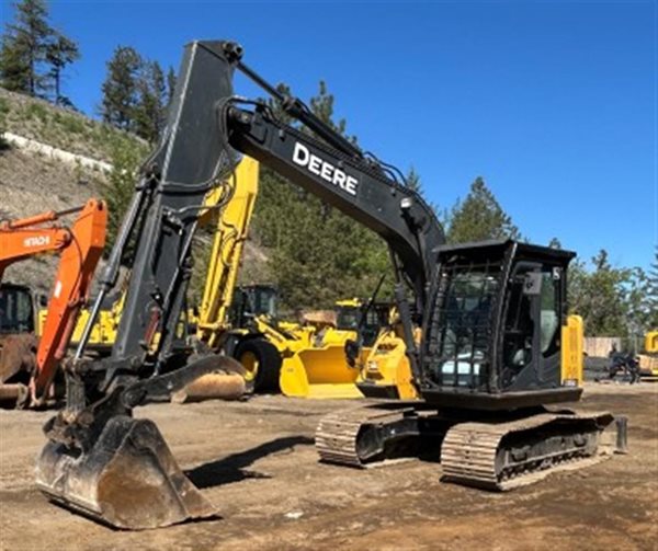2019 DEERE 135G 5052