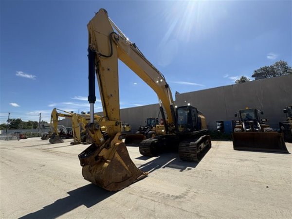 2018 CATERPILLAR 349FL 5324