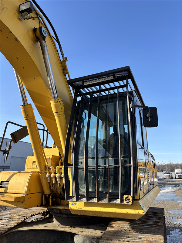 2020 Komatsu PC210LC-11 5371