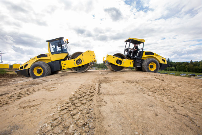 BOMAG BW 213 DH-5 Compactors Specs | SMS Equipment