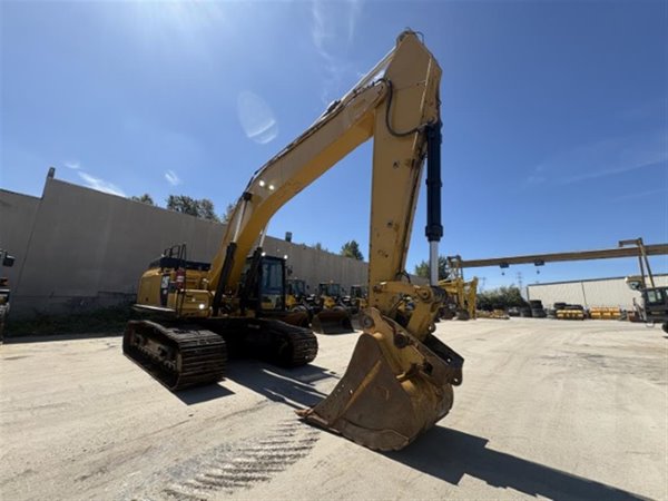 2018 CATERPILLAR 349FL 5324