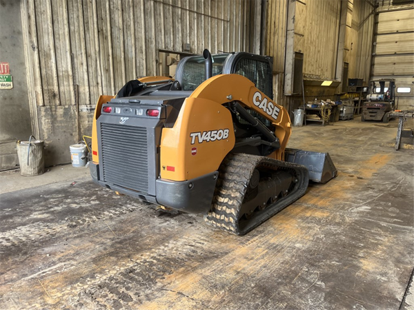 2022 CASE TV450B 5210
