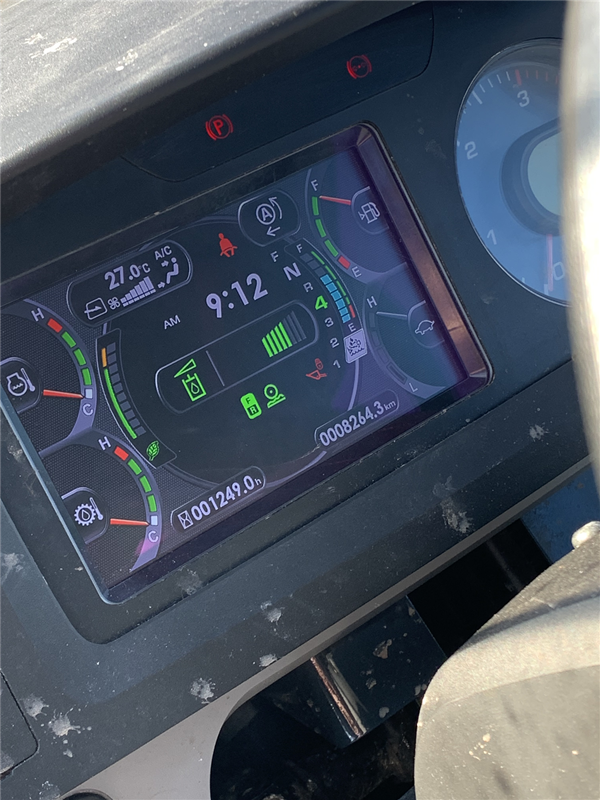 2022 Komatsu WA320-8 5397