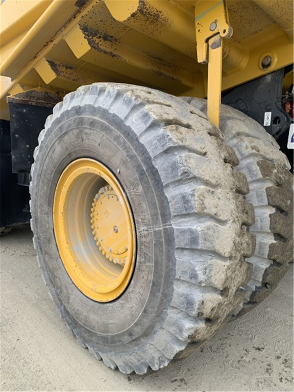 2025 Komatsu HD605-10 5460