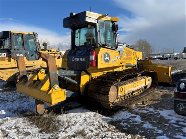 2022 DEERE 750L 5179