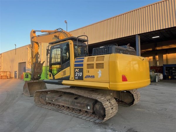 2017 Komatsu PC210LC-11 5491