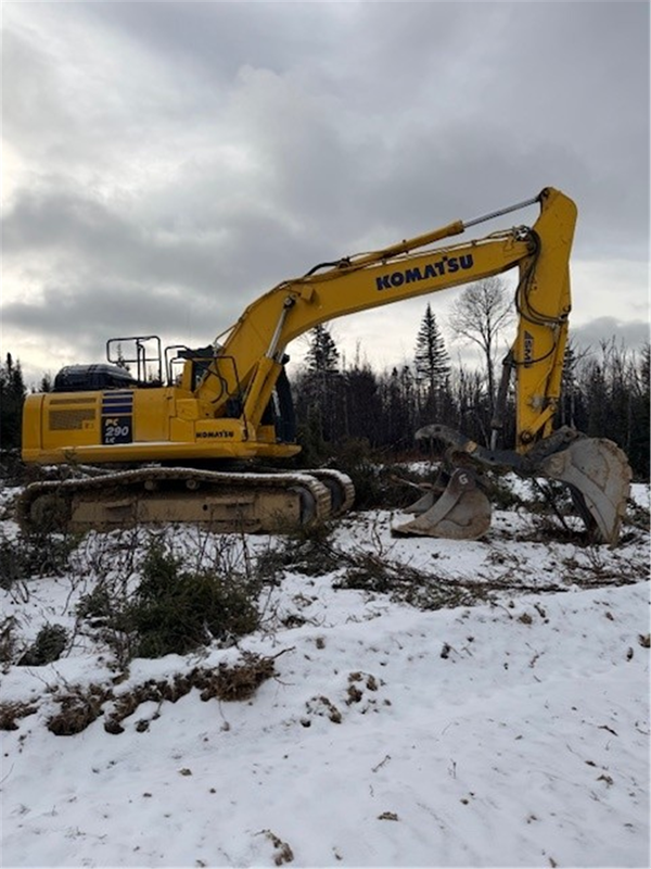 2023 Komatsu PC290LC-11 5300