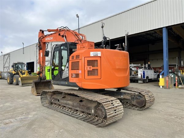 2014 HITACHI ZX245USLC-5N 5242