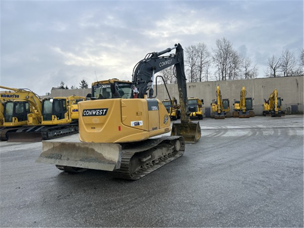 2017 DEERE 135G 5321