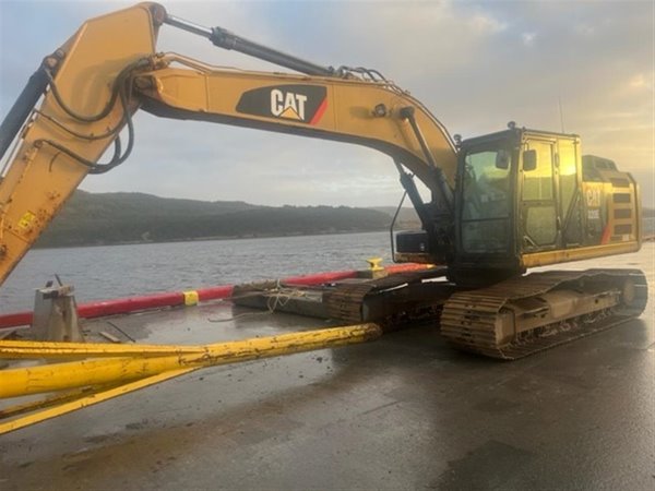 2103 CATERPILLAR 320E 2543